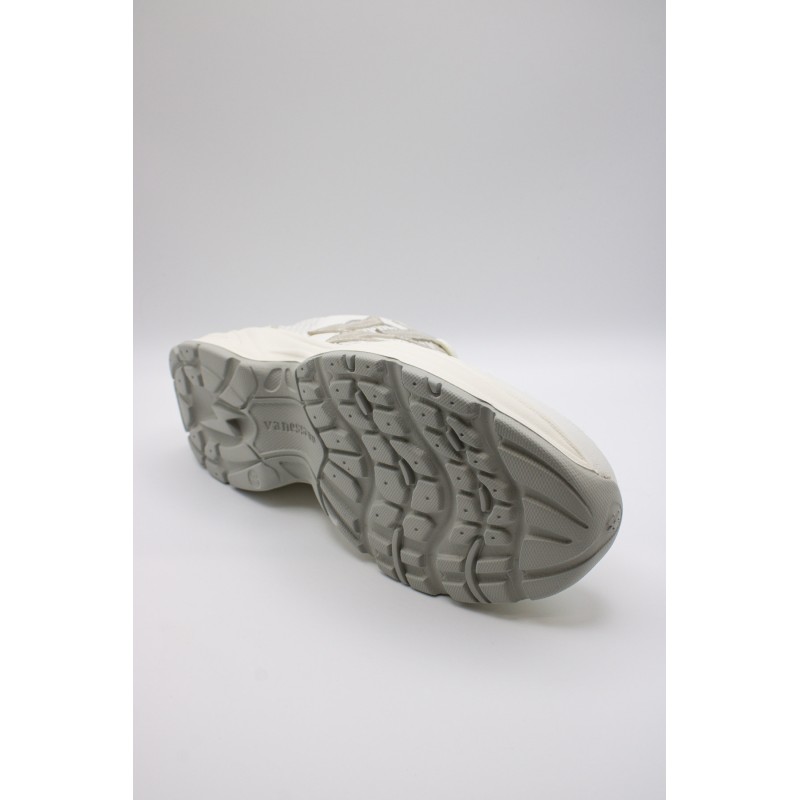 Baskets femme blanches Vanessa Wu Jillian BK2811