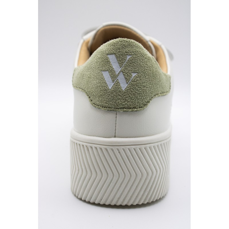 Baskets Vanessa Wu blanches éclair vert amande scratch