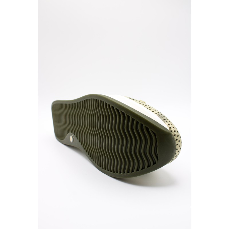 Mocassins Cloé 7.78.87/004 ajourés militaire femme