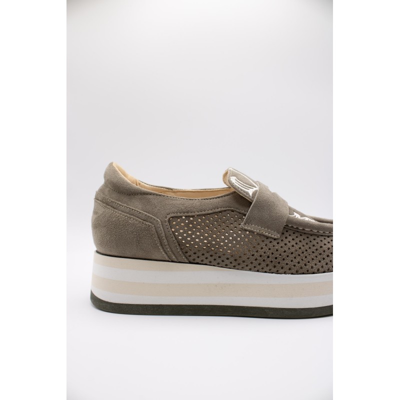 Mocassins Softwaves 7.78.93/004 kaki ajourés femme