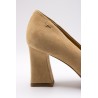 Escarpins cuir beige talon bloc Tamaris 1-22427-43