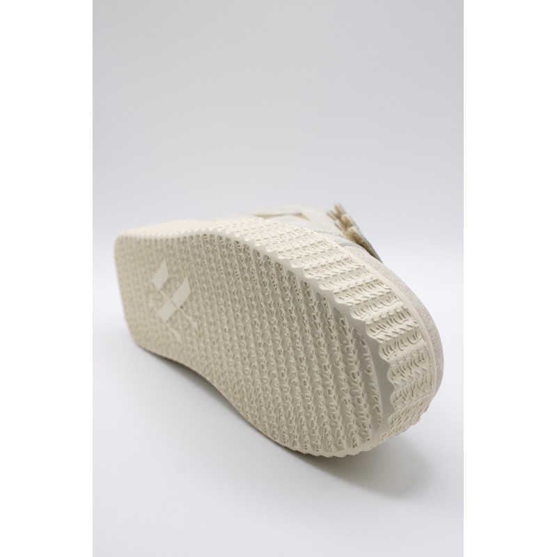 Baskets Vanessa Wu BK2830 Maggie beige et or