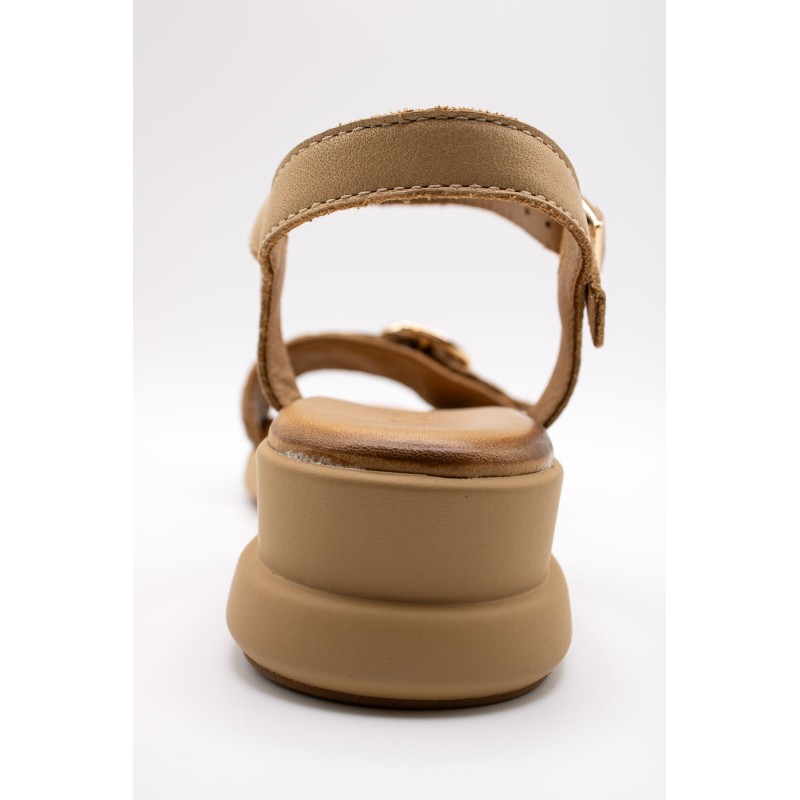 Sandales cuir femme beige A95013 Inuovo