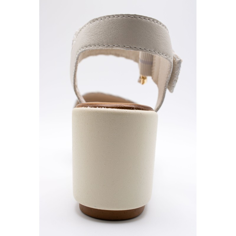 Sandales talon crème femme cuir 123035 Inuovo