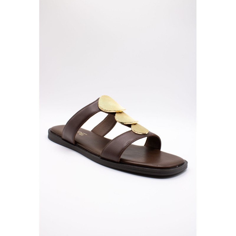 Sandales plates cuir marron bijoux dorés femme Alpe