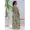 Robe longue fendue imprimée aztèque kaki à manches - LARAETHNICS Femme
