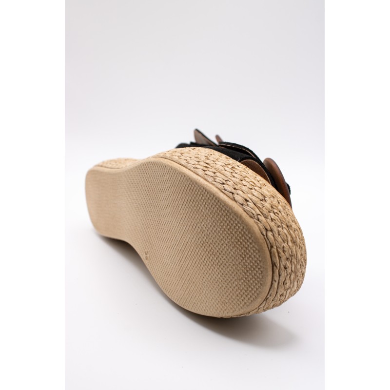 Sandales plateforme nubuck noir Eva Frutos 3777