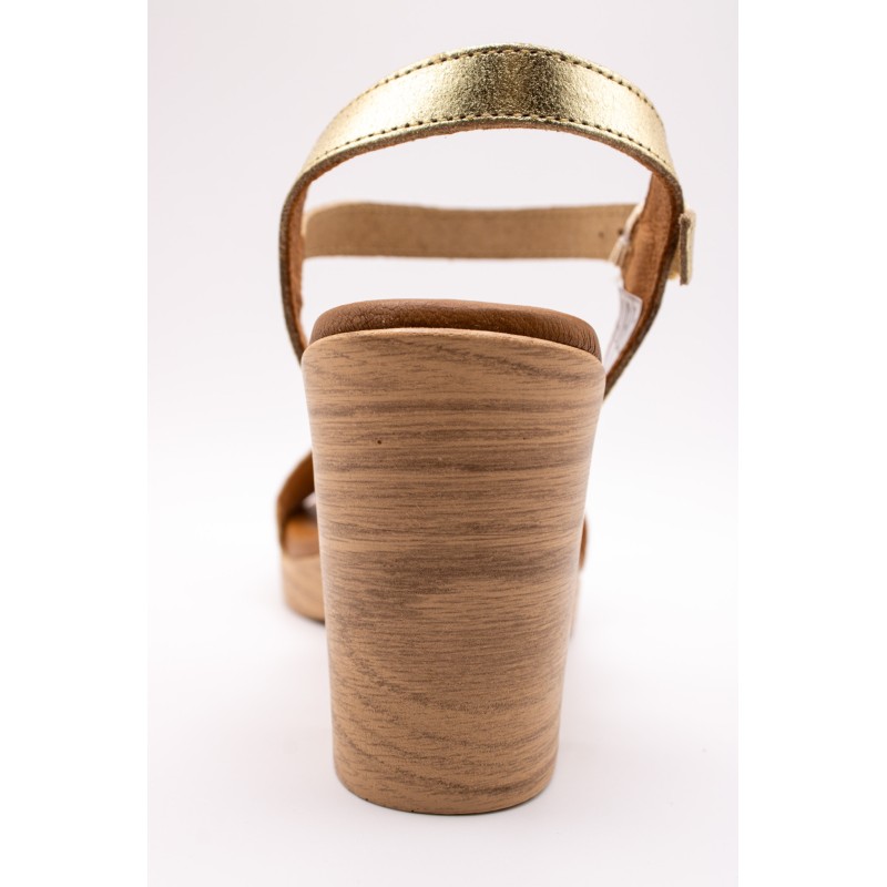 Sandales à talon cuir beige et doré Eva Frutos 990