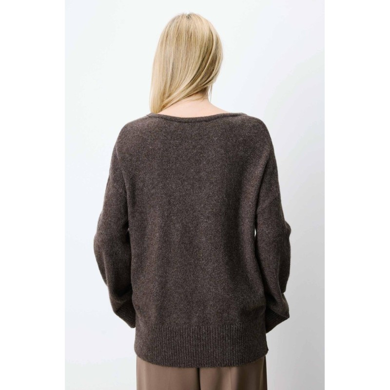 Pull Salvador chocolat femme oversize col V | Grace & Mila