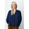 Blouse bleu marine femme col V ample | Grace & Mila