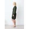Robe courte kaki femme à col V | Grace & Mila