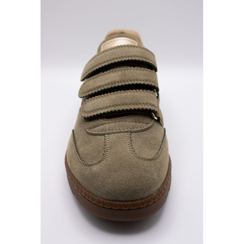 Vanessa Wu BK2938KK Aura Emblem baskets femme kaki
