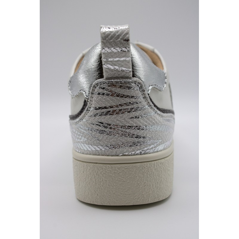Baskets femme blanches Vanessa Wu Luna à lacets